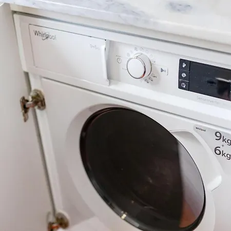 Daire Balcony Retreat | Urban Flats Porto