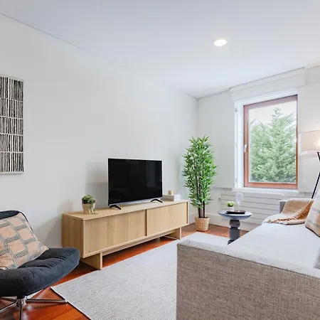 Balcony Retreat | Urban Flats