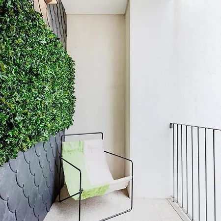 Balcony Retreat | Urban Flats * Porto