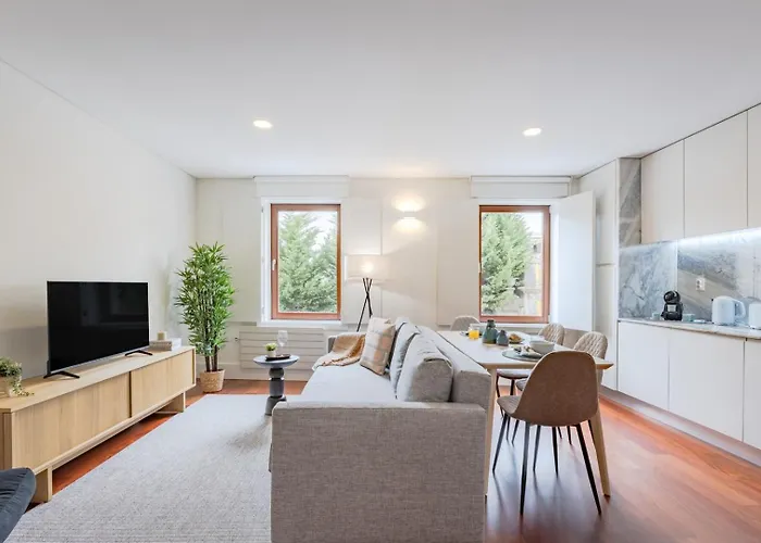 Balcony Retreat | Urban Flats * Porto