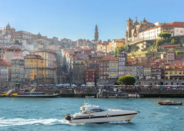 Balcony Retreat | Urban Flats Porto