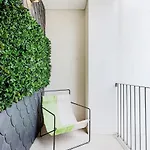 Balcony Retreat | Urban Flats * Porto