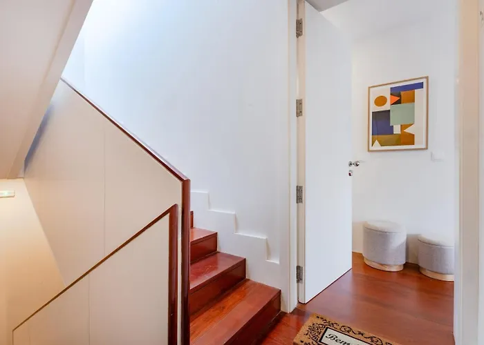 Balcony Retreat | Urban Flats Daire