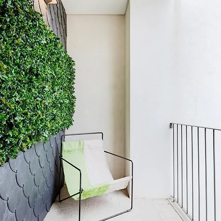 Balcony Retreat At Urban Flats Apartment Porto